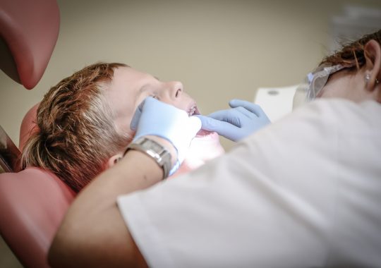 What To Consider While Choosing a Dentist