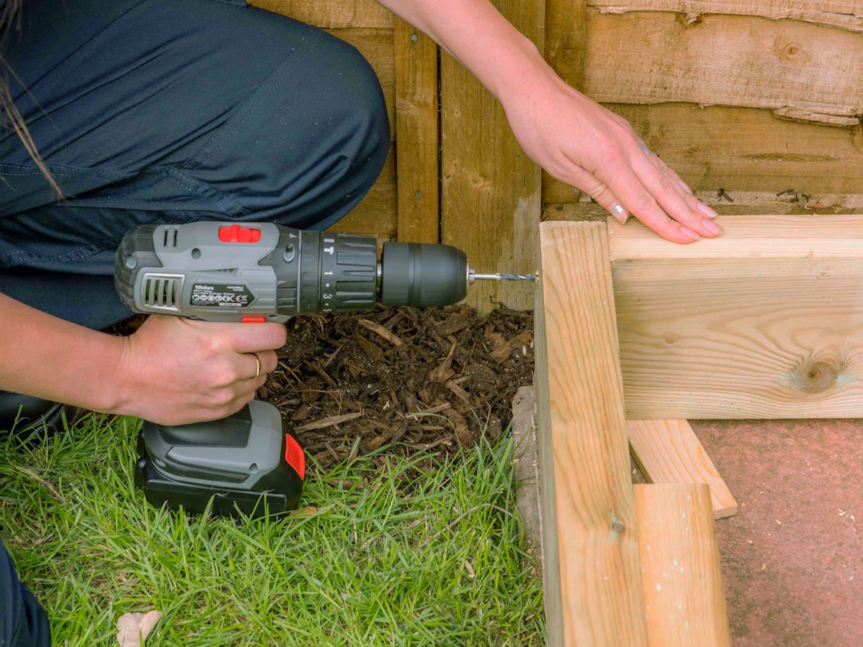 Easy Tips For Drilling Wood Screws In Your Home