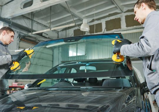 How Windscreen Replacements Can Safely Take Place?