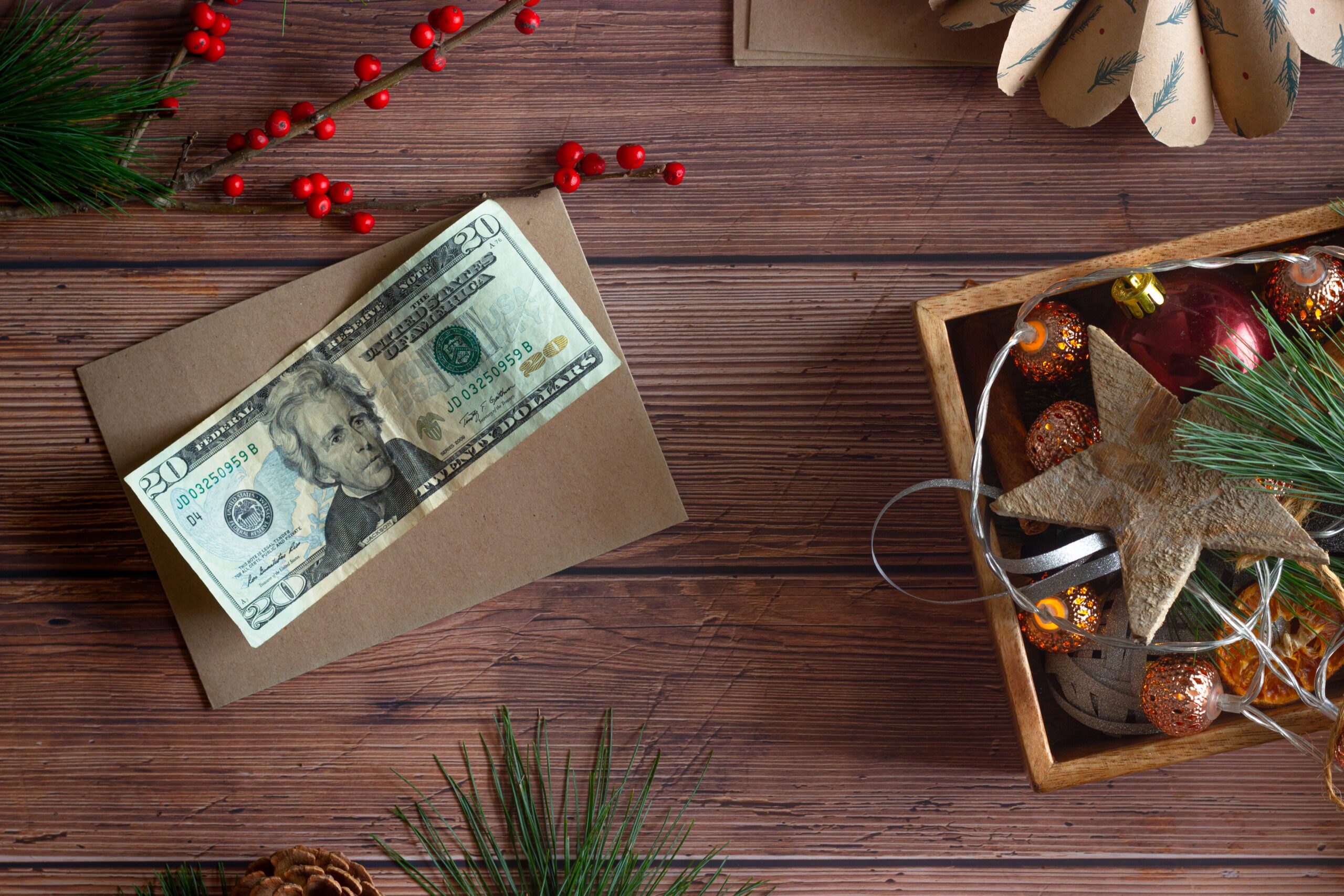 7 Ways To Save During The Spending Season