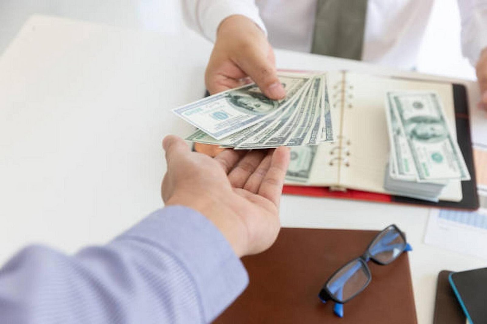 A Closer Look at Cash Loans: How They Work and What You Should Understand