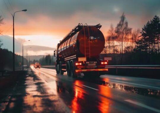 How Off Road Diesel Delivery Can Reduce Downtime on Job Sites