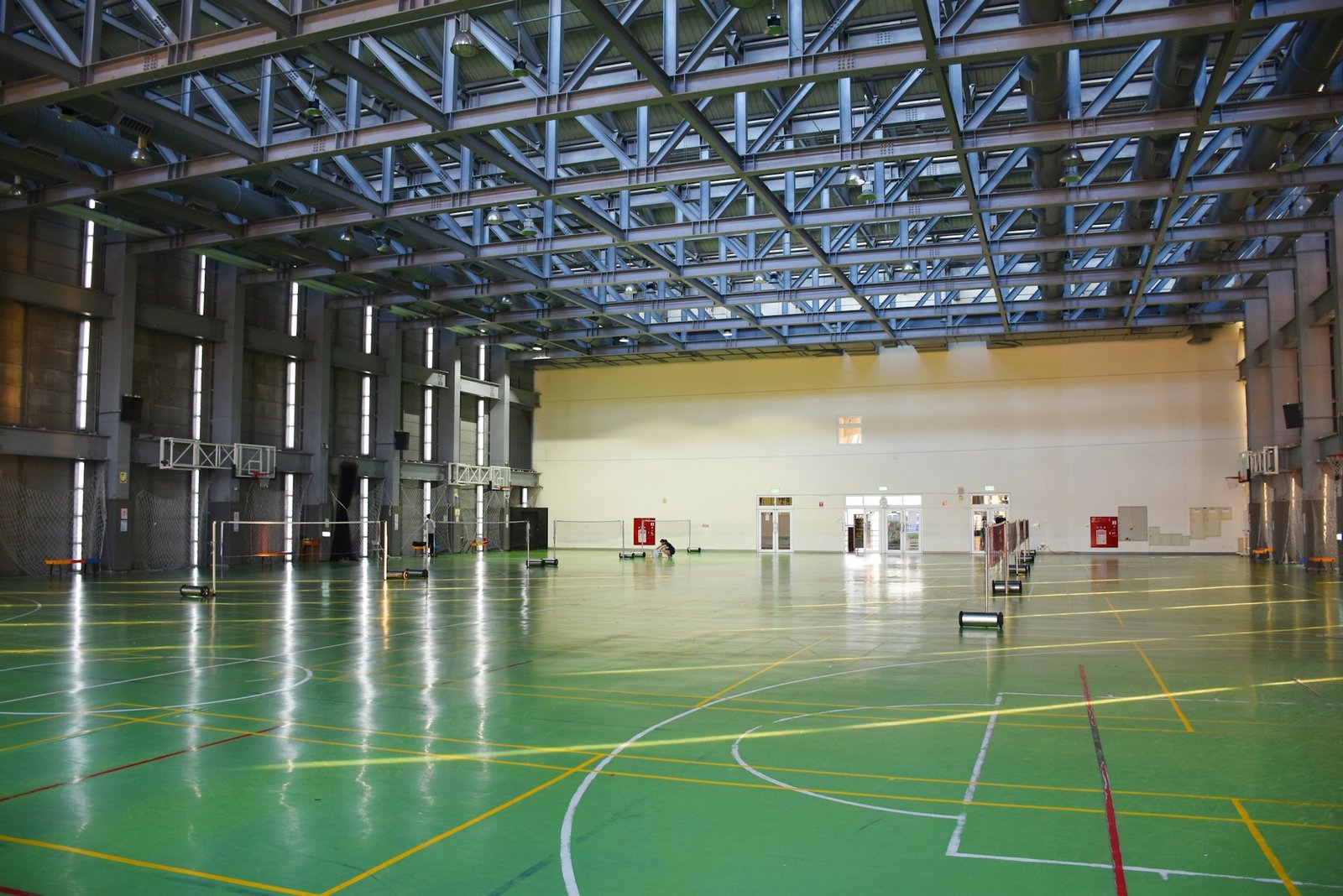 The Perfect Foundation: Choosing the Right Gymnasium Flooring for Safety and Performance