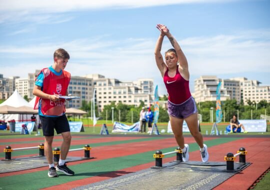 How Dual-Sport Participation Builds Versatile Athletic Skills