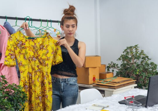 15 Online Thrift Stores For Eco-Friendly Clothing and Low-Cost Items