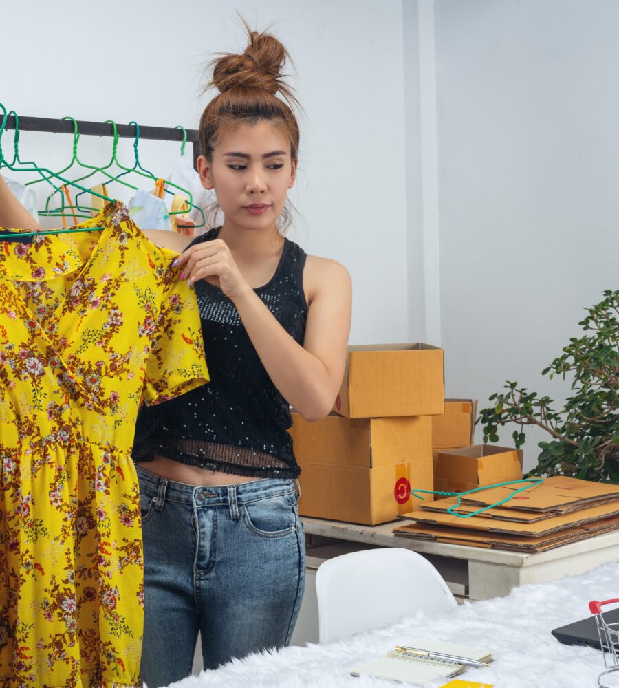 15 Online Thrift Stores For Eco-Friendly Clothing and Low-Cost Items
