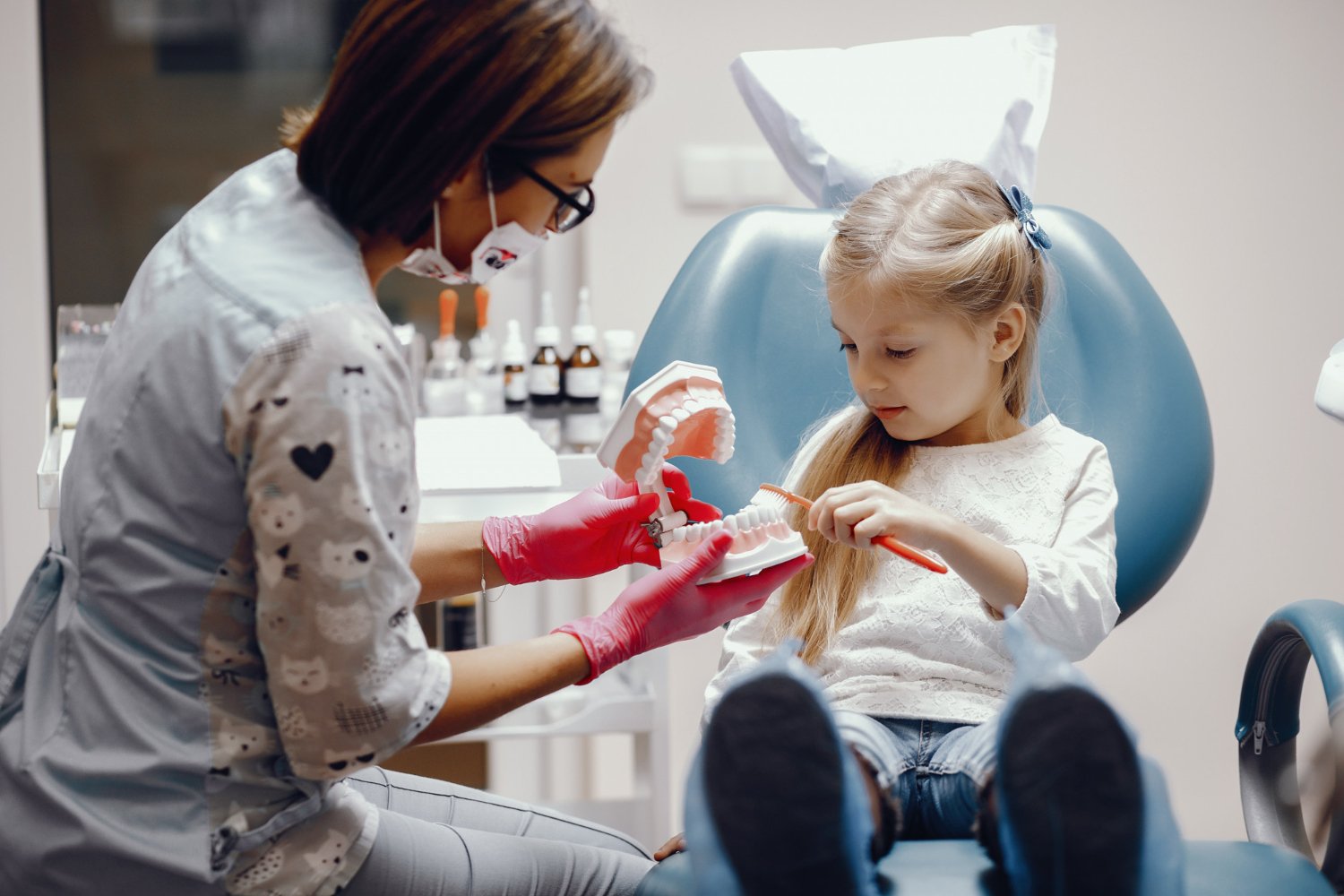 Building Trust And Comfort With A Family Dentist