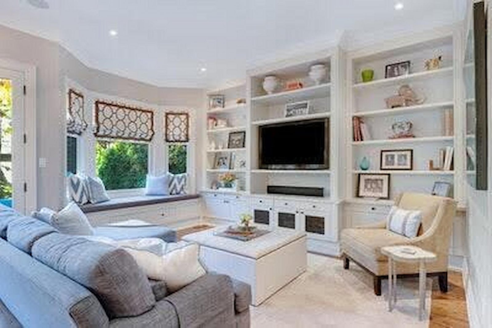 Designing Multi-Functional Living Spaces