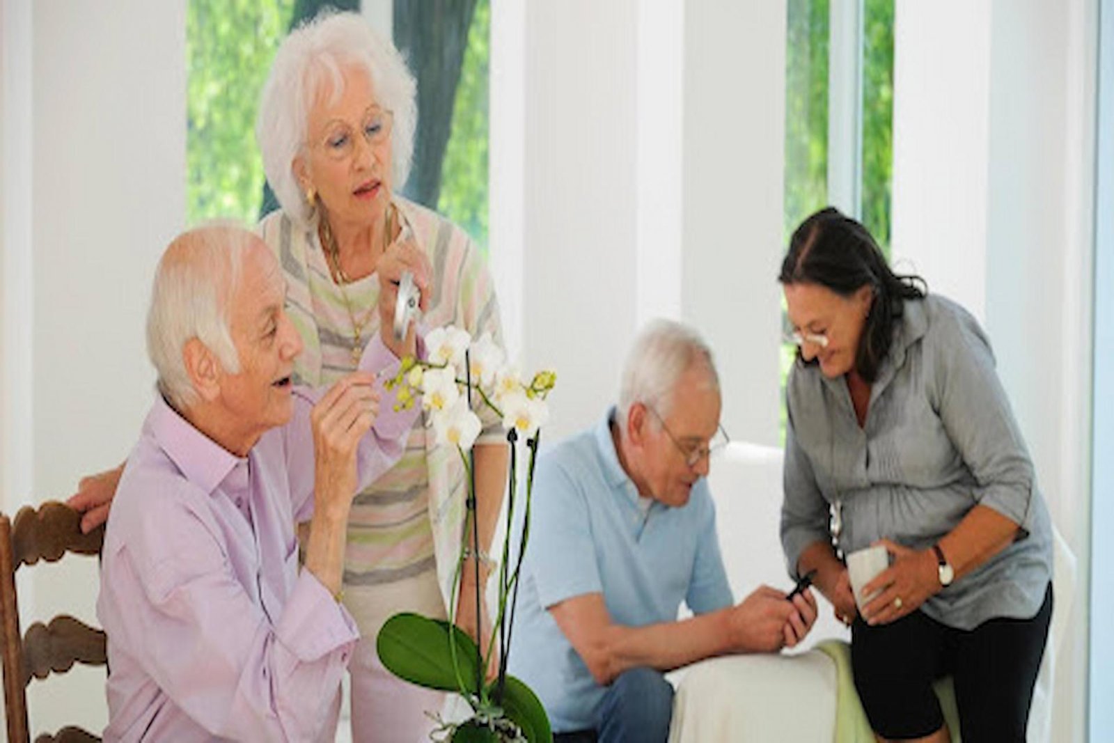 Choosing a Senior Living Community: Key Amenities to Consider