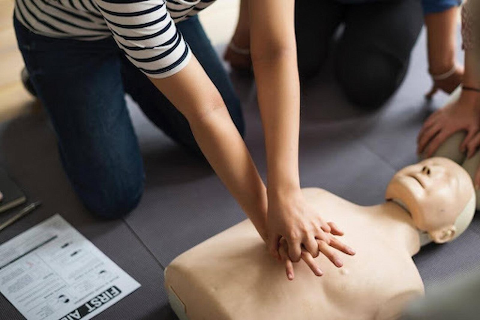 How CPR Certification Enhances Your Nursing Career