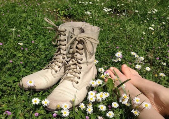 Military Boots vs. Work Boots: Which Is Better for Harsh Use?