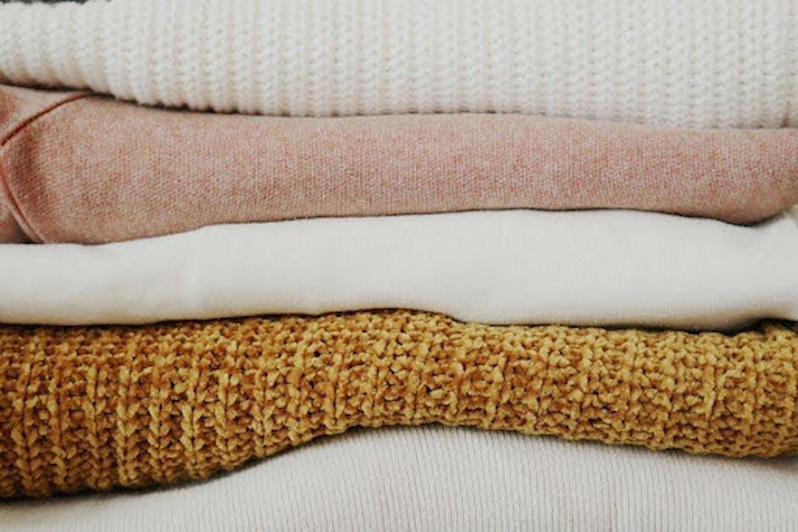 Creating Timeless Outfits With Cashmere Shirts