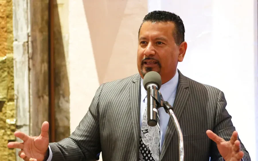 Age, Job, Early Life, and Net Worth Of Richard Montanez