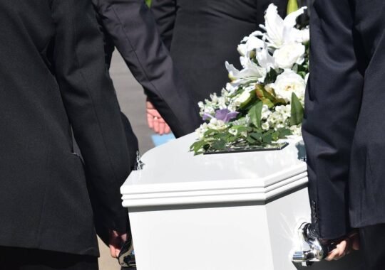 Cremation vs. Burial: Which Is More Affordable?
