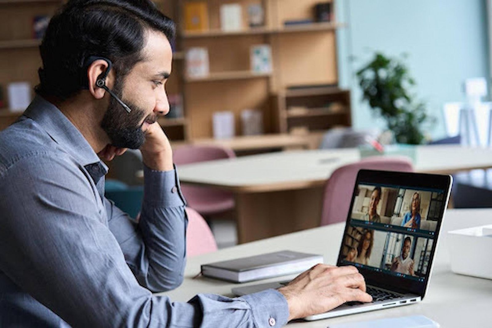 Navigating the Virtual Office: Key Benefits and Strategies
