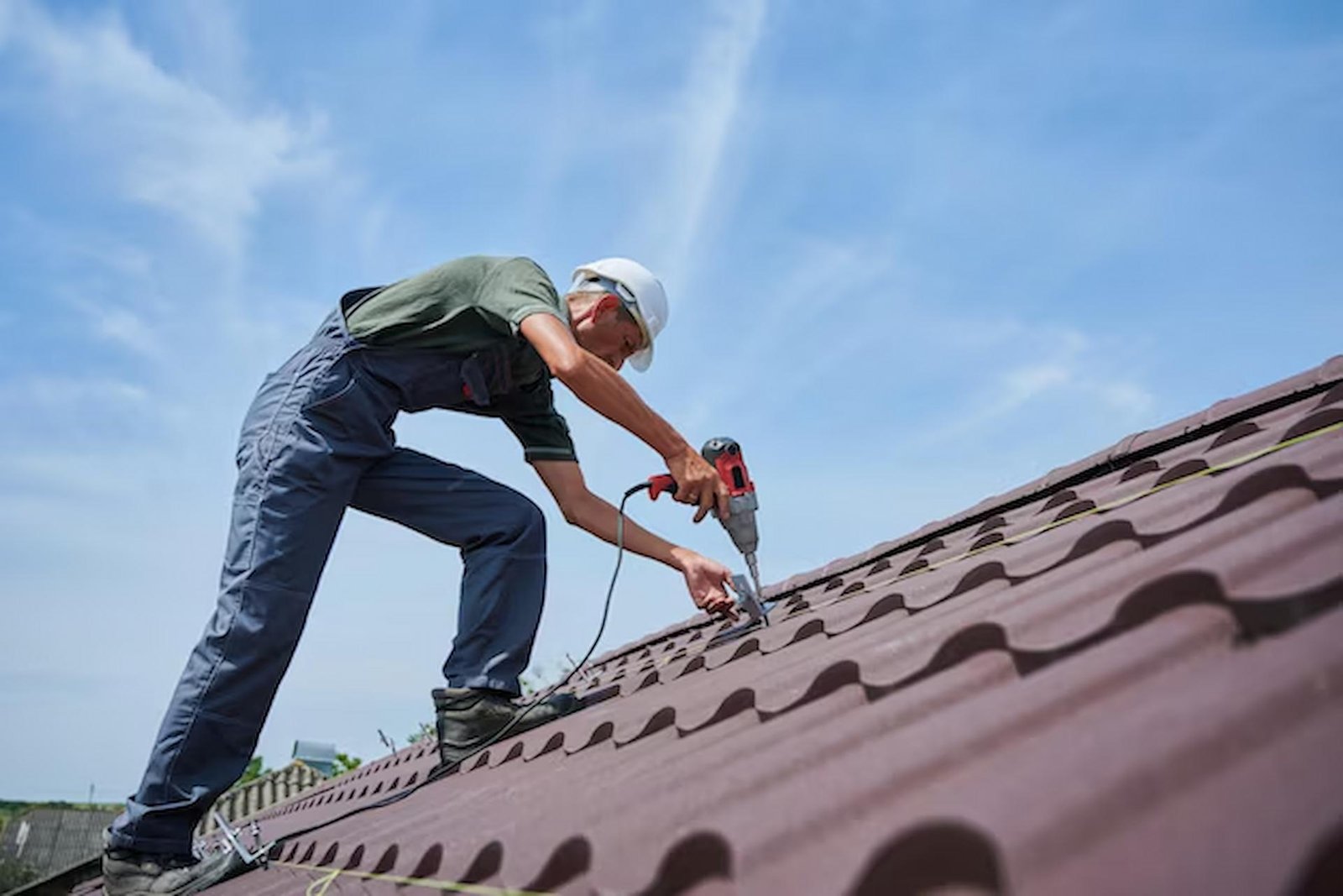 Guide to Roof Maintenance in Cypress and The Woodlands