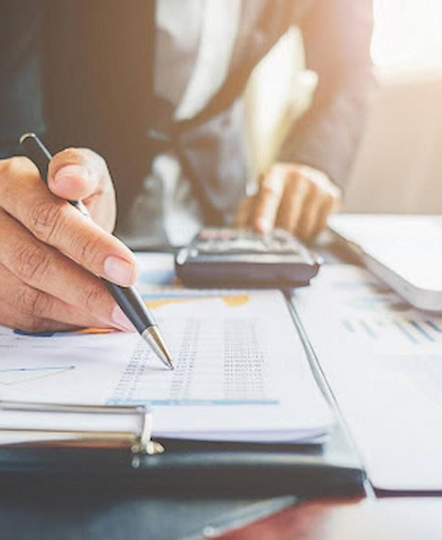 Maximizing Efficiency with Remote Bookkeeping Services