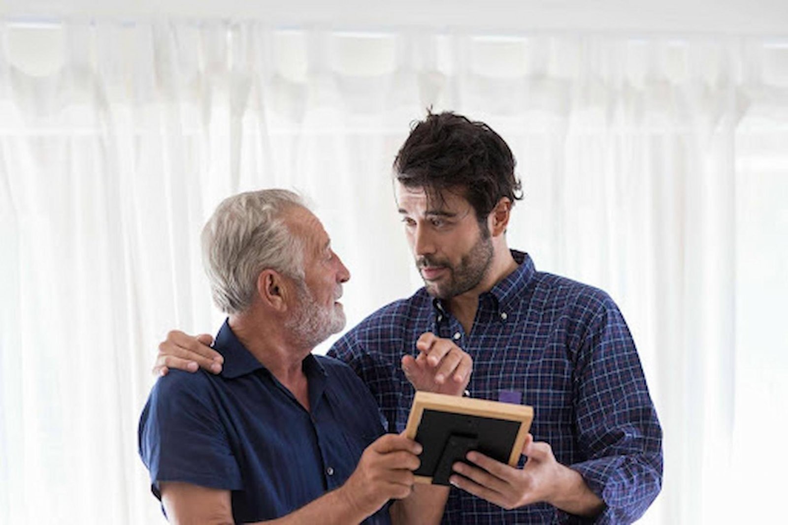 4 Thoughtful Father’s Day Ideas to Celebrate Senior Dads