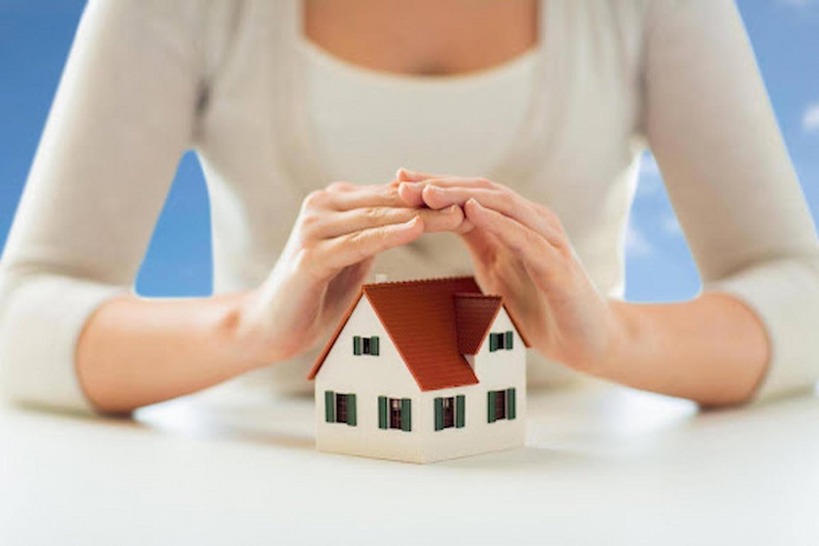 Understanding Home Insurance Policies: Basics and Beyond