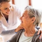 How to Choose the Best Assisted Living Facility for Your Loved One