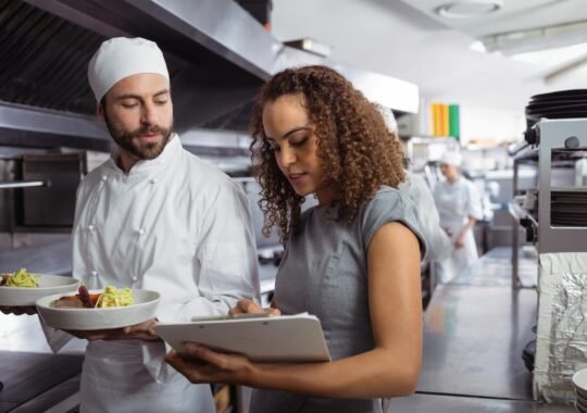 The Role of Food Service Management Tools in Boosting Restaurant Operations