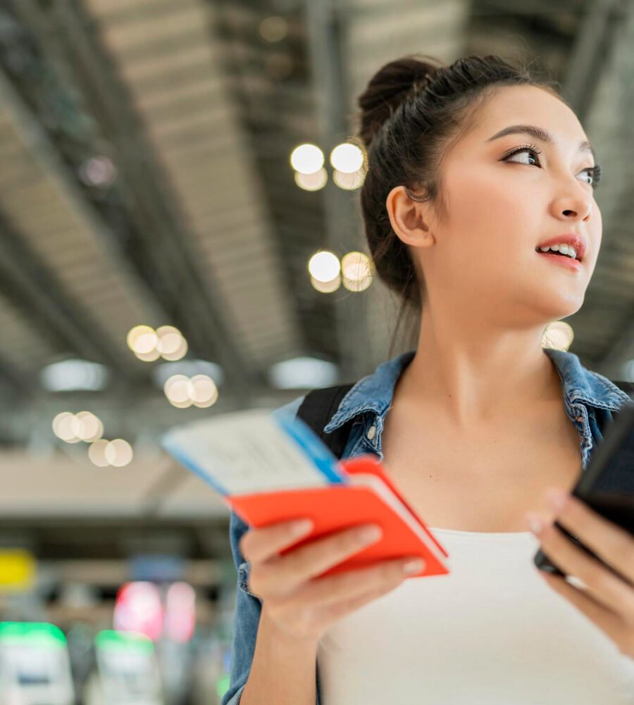 Decoding Round-Trip Flight Costs: What Influences Your Airfare?