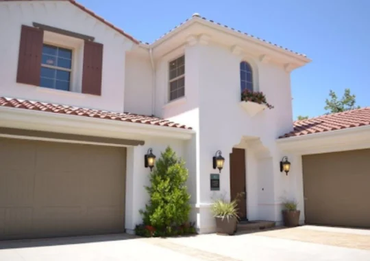 Simple Tips To Maintain The Overhead Entry In Your Garage Like A Pro