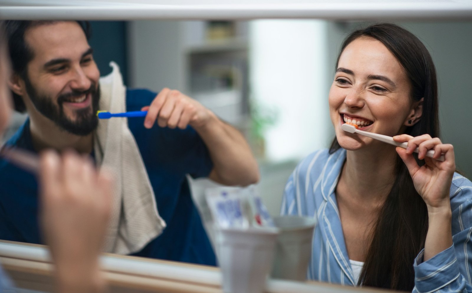 Essential Tips for Maintaining a Healthy Smile at Any Age