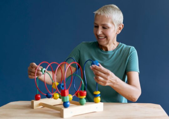 5 Daily Cognitive Exercises to Help Seniors Maintain Mental Sharpness
