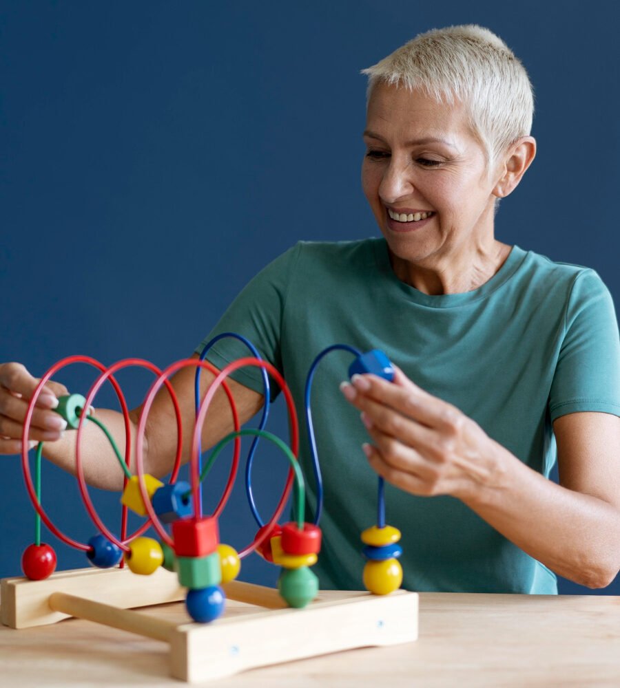 5 Daily Cognitive Exercises to Help Seniors Maintain Mental Sharpness