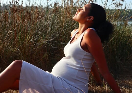 Pampering Ideas That Help Expecting Mothers Slow Down and Recharge
