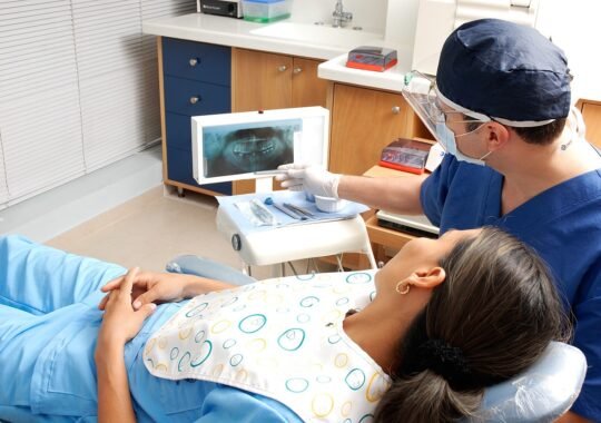 Easy Ways To Help Your Teen Feel Good About Braces