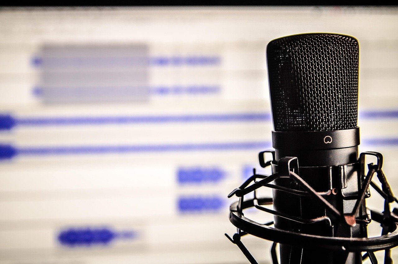 Easy Ways Dictation Can Save Time at Work