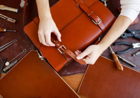 Men’s Leather Briefcase Buying Guide: Fit, Material, and Craft