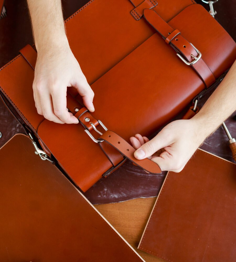Men’s Leather Briefcase Buying Guide: Fit, Material, and Craft