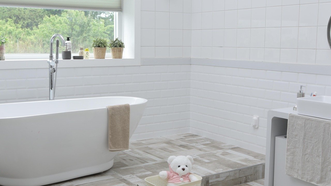 Small Bathroom Upgrades That Make Daily Life Easier