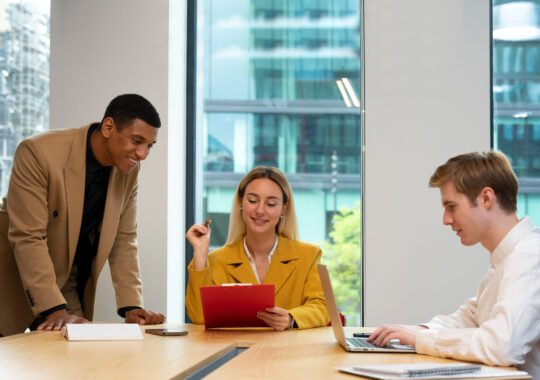A Comprehensive Guide to Aligning Compensation and Culture for Modern Hiring Success
