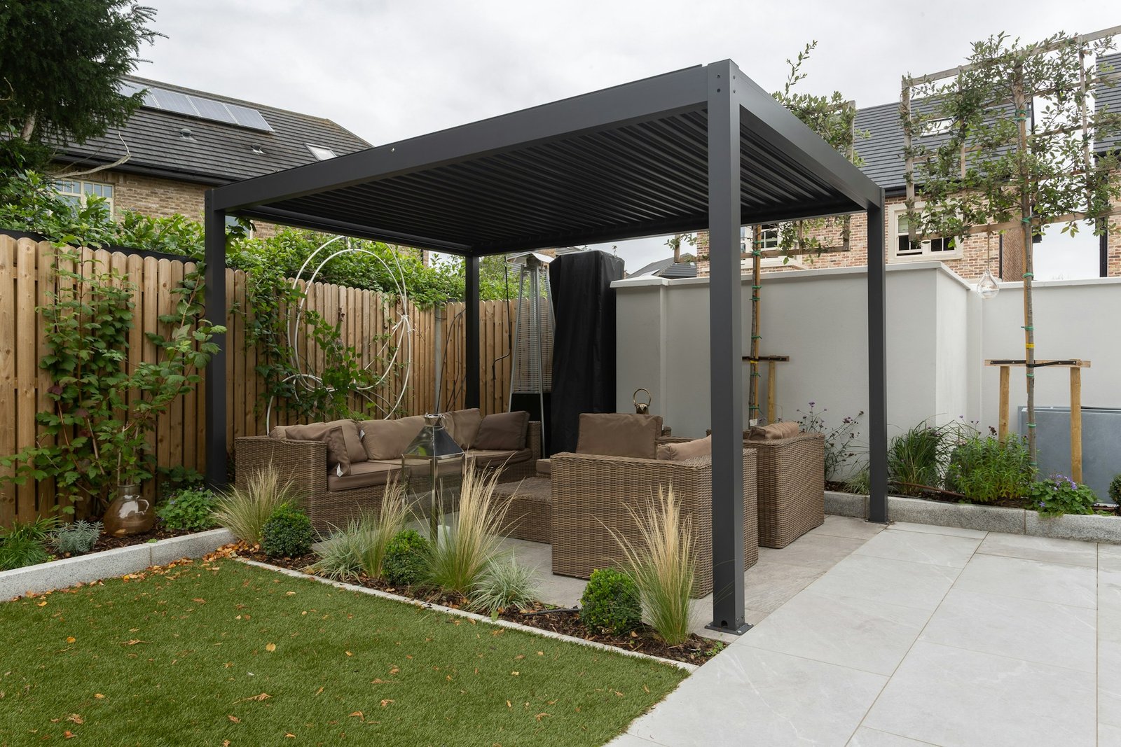 How Thoughtful Backyard Design Can Improve Overall Home Comfort