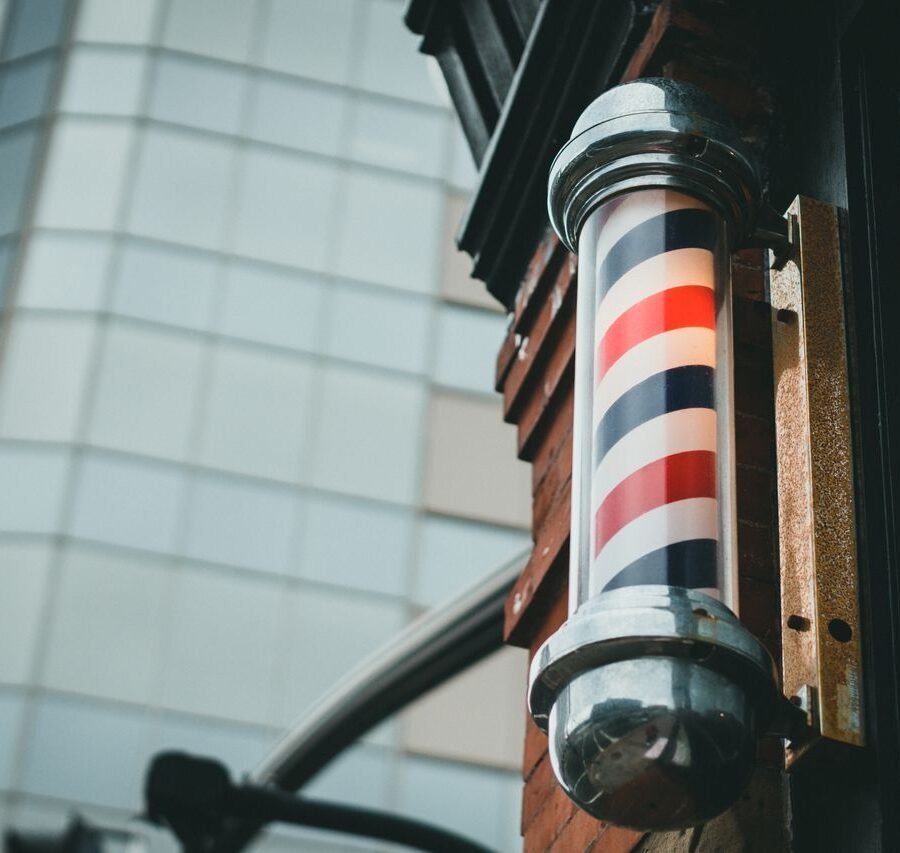 Why a Full-Service Barbershop Beats a Quick Chop