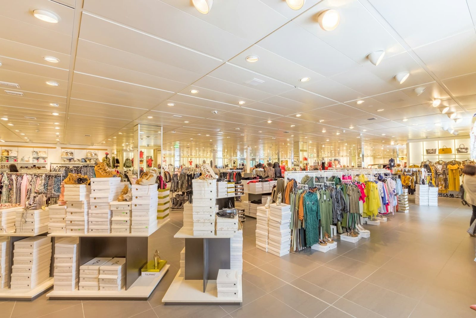 Why Your E-Commerce Store Needs a Mobile-First Redesign