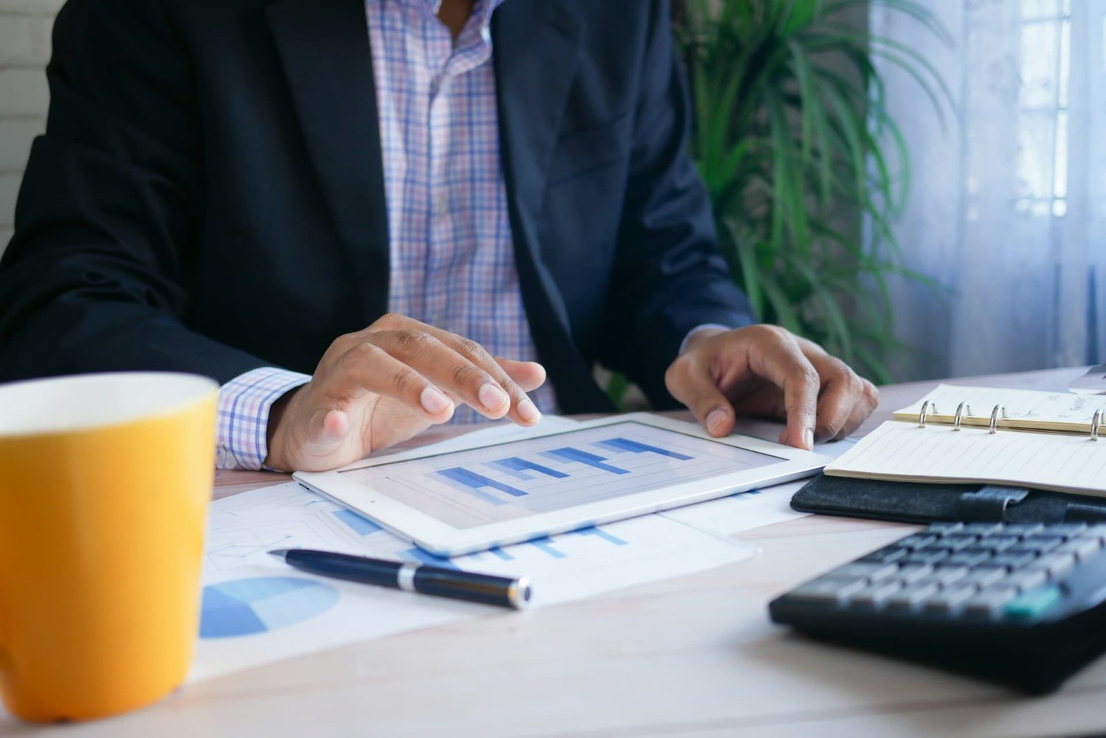 How to Choose Business Financing Based on Cash Flow and Funding Needs