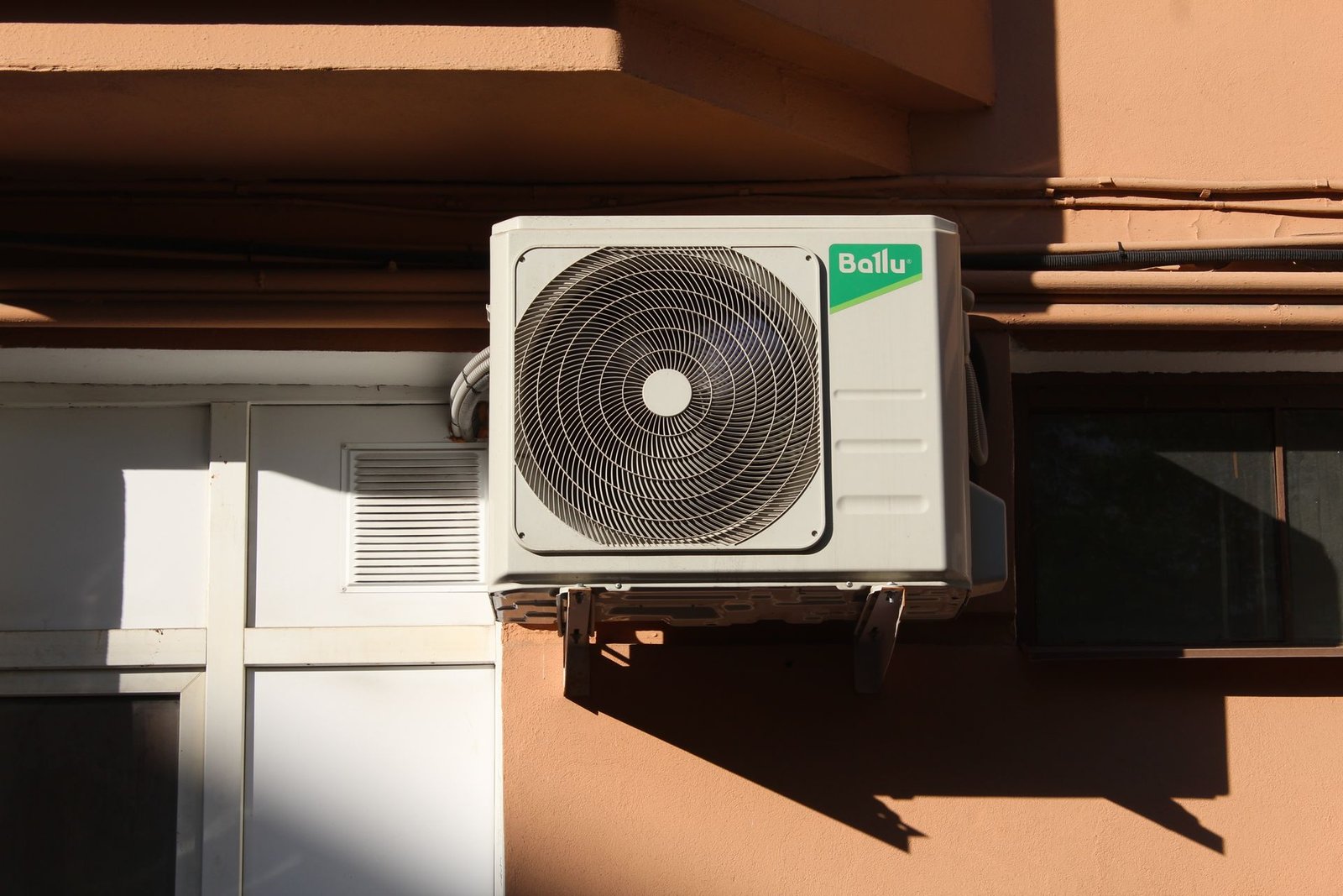 How to Prepare Your Home’s Cooling System for Summer