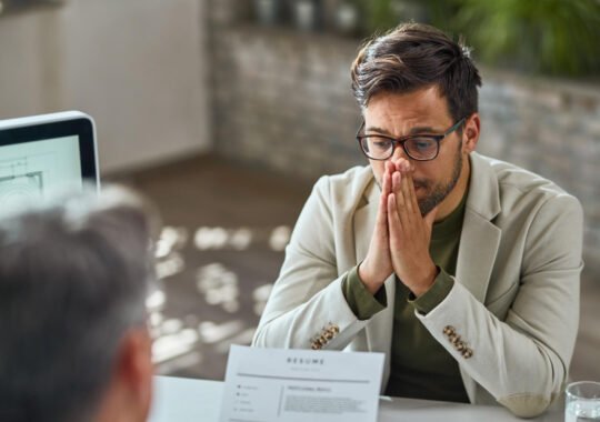 How to Recognize and Respond to the Earliest Signs of Corporate Financial Distress