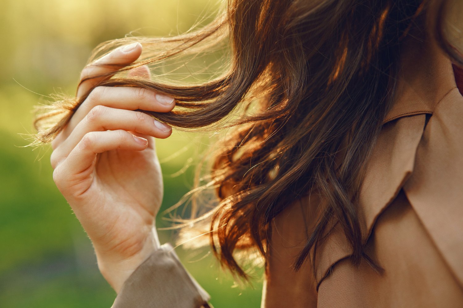 5 Secrets To Achieving Healthy-Looking Hair That Aren’t Obvious