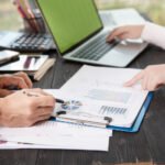 How Implementing A Payroll Tax Compliance Guide Streamlines Business Operations