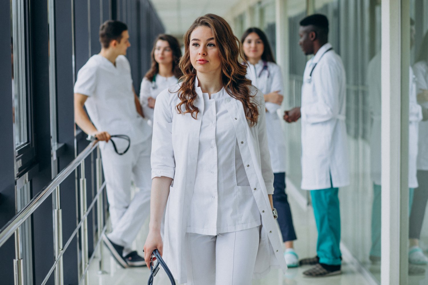 How Modern Fashion Trends Are Reshaping Healthcare Workwear