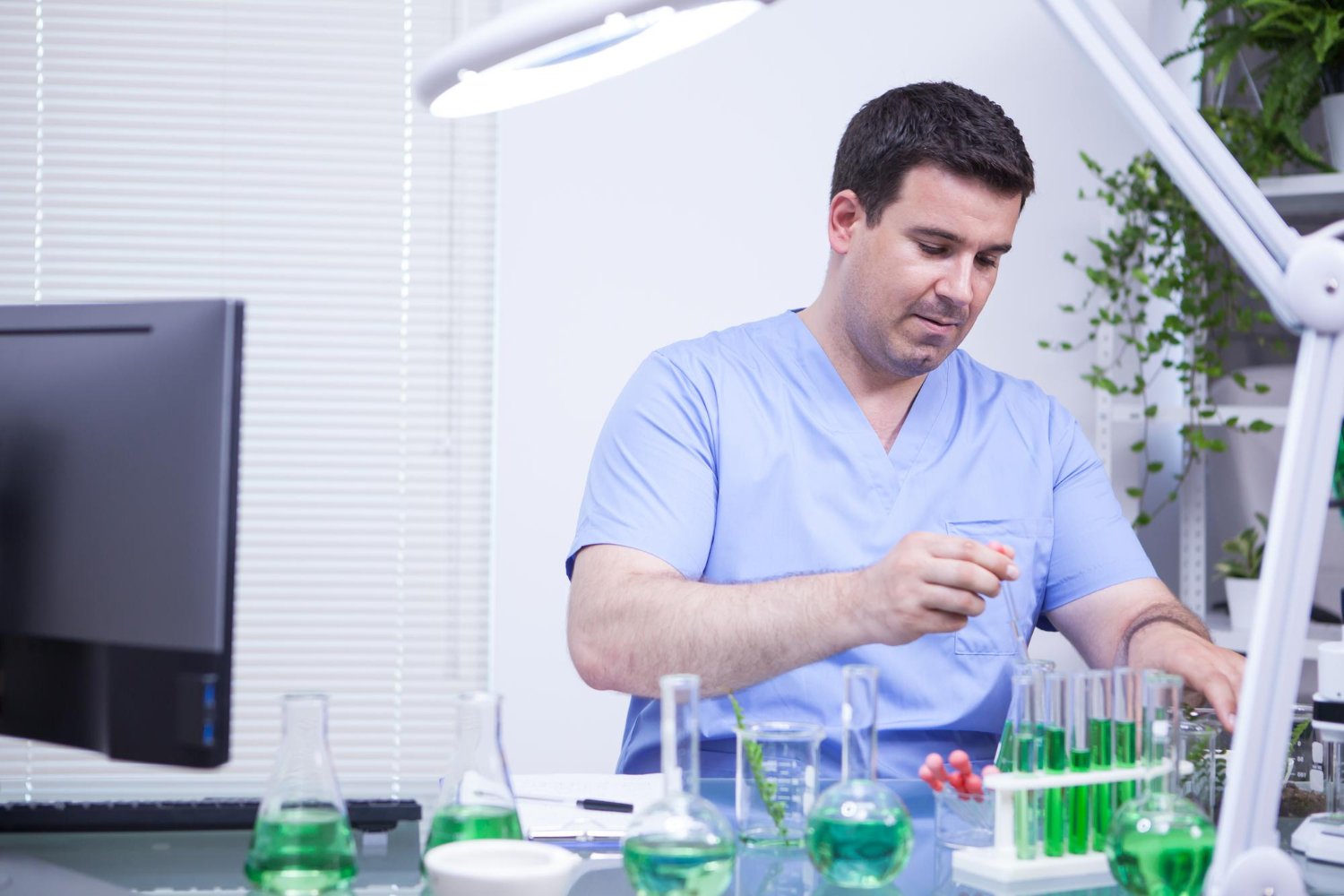 How to Build a Successful Long-Term Career in the Pharmaceutical Industry