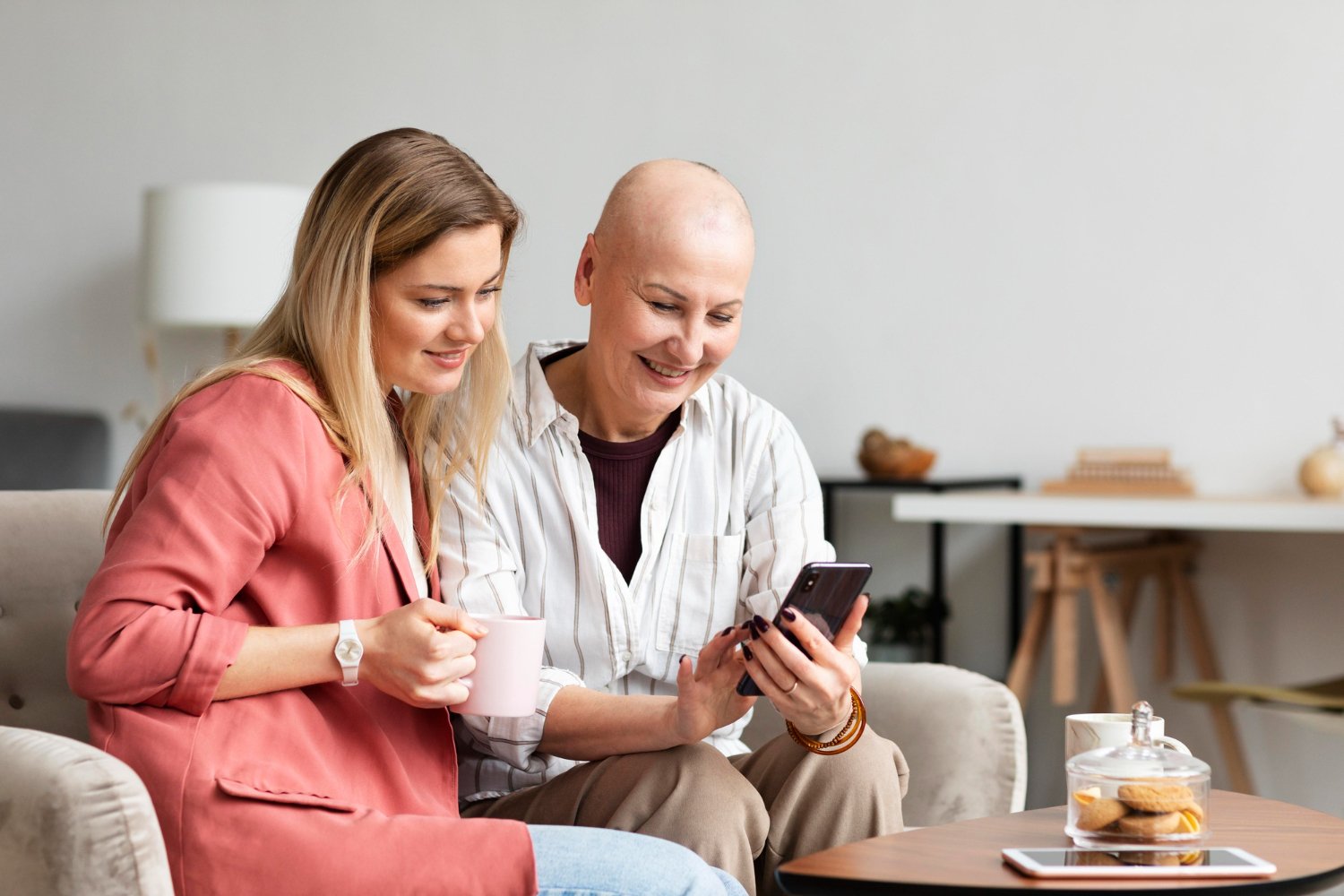 Supporting a Loved One With Cancer in the Comfort of Their Own Home