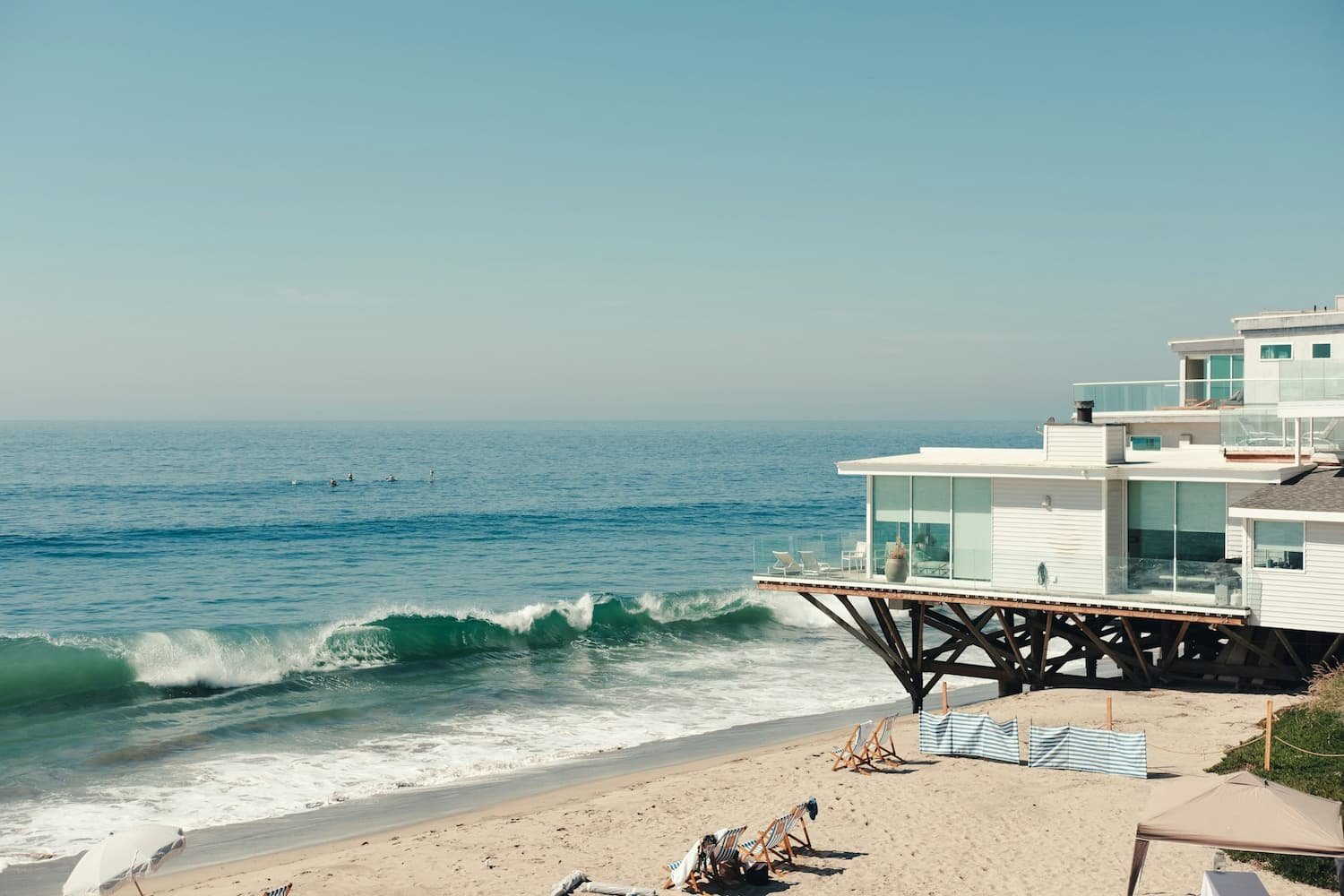 Beach Or Bluff: How To Choose The Right Malibu, California Home